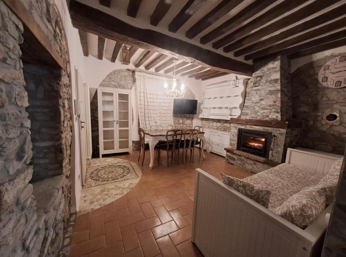 La Teggia Apartment Monte San Pietro Luaran gambar